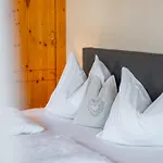 Zur Post شقة فوش ان دير غلوكنه